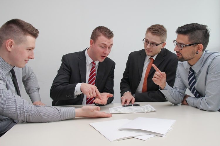 Tips For Hiring The Right Contract Lawyer In Phoenix